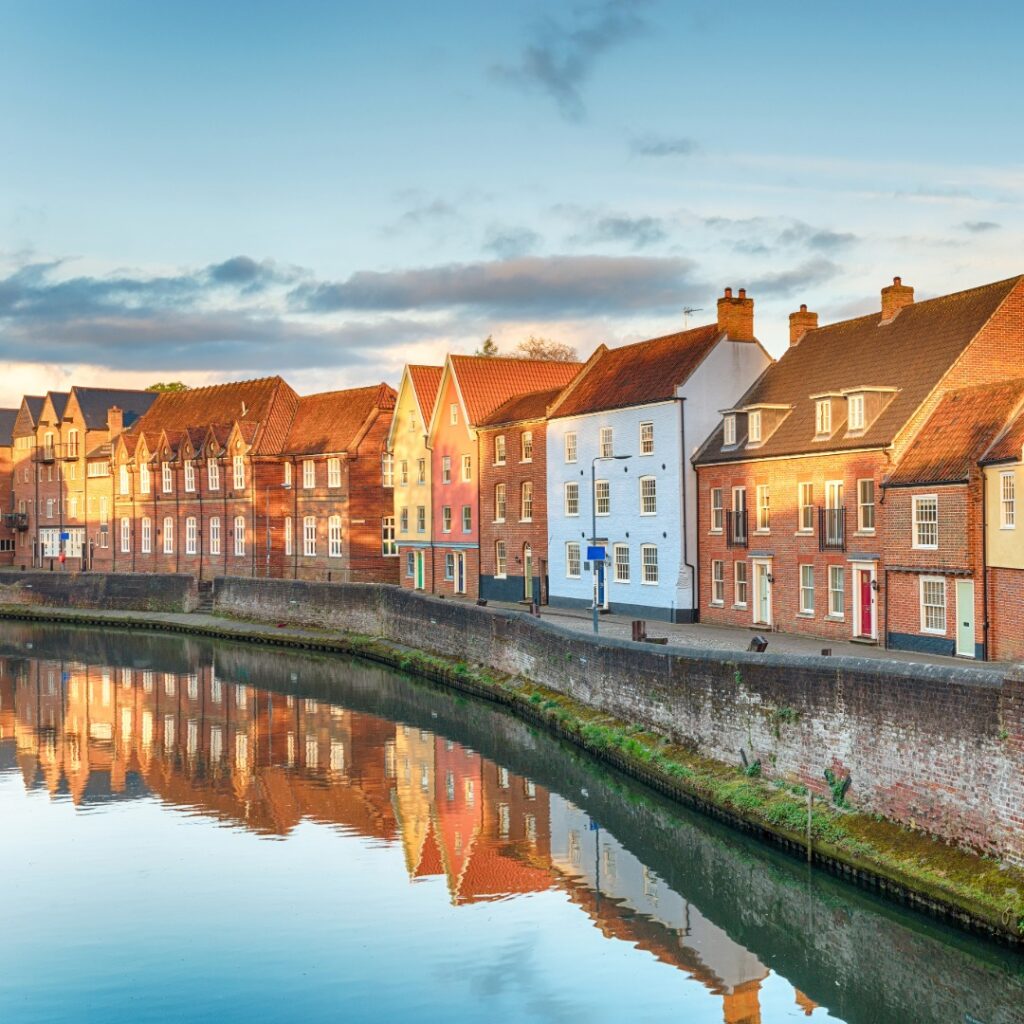 Panoramic shot of Norwich and city buildings and architecture